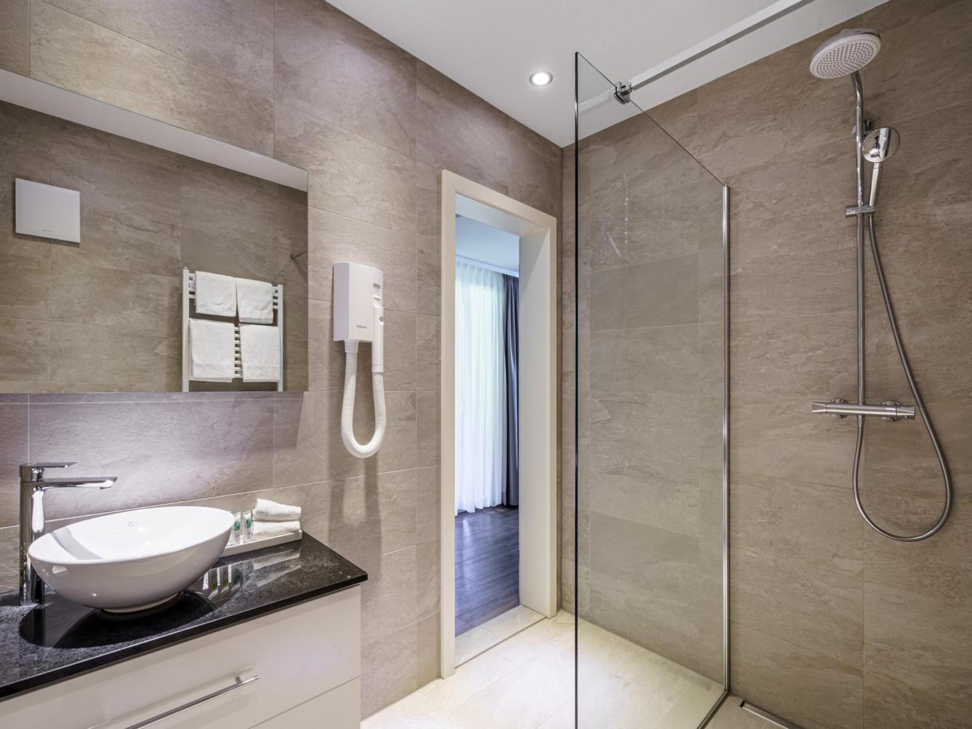 Seeburg - Adults Only 3*